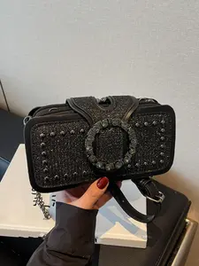 Women's Fashionable Studded Decorated Clutch Bag, Casual Versatile Zipper Shoulder Bag for Daily Used, Trendy All-match Commuter Bag