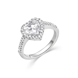 Solitaire Heart CZ Diamond Engagement Ring in 18K Gold