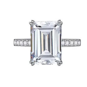 ZA63 Bridget 8CT Lab-Created Emerald CZ Ring, Artificial Gemstone Fashion Jewelry Accessory