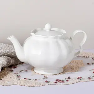 White Tea Pot with Infuser for Loose Leaf Tea, 1000ml, Ceramic Teapot with Tea Strainer, Large Teapots for Tea Party, Filter, Perfect Teapot Home