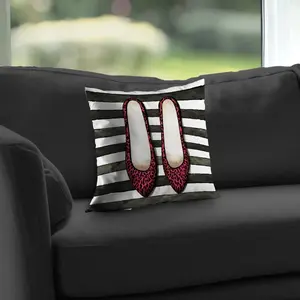 360 Stand 14x14 in Poly Twill Leopard Graphic Print Pink Shoe Pillow Insert - Whimsical Home Decor Accent, Home Textile Fashion Accessory, C1PT1414A1NHBM, Playful Look