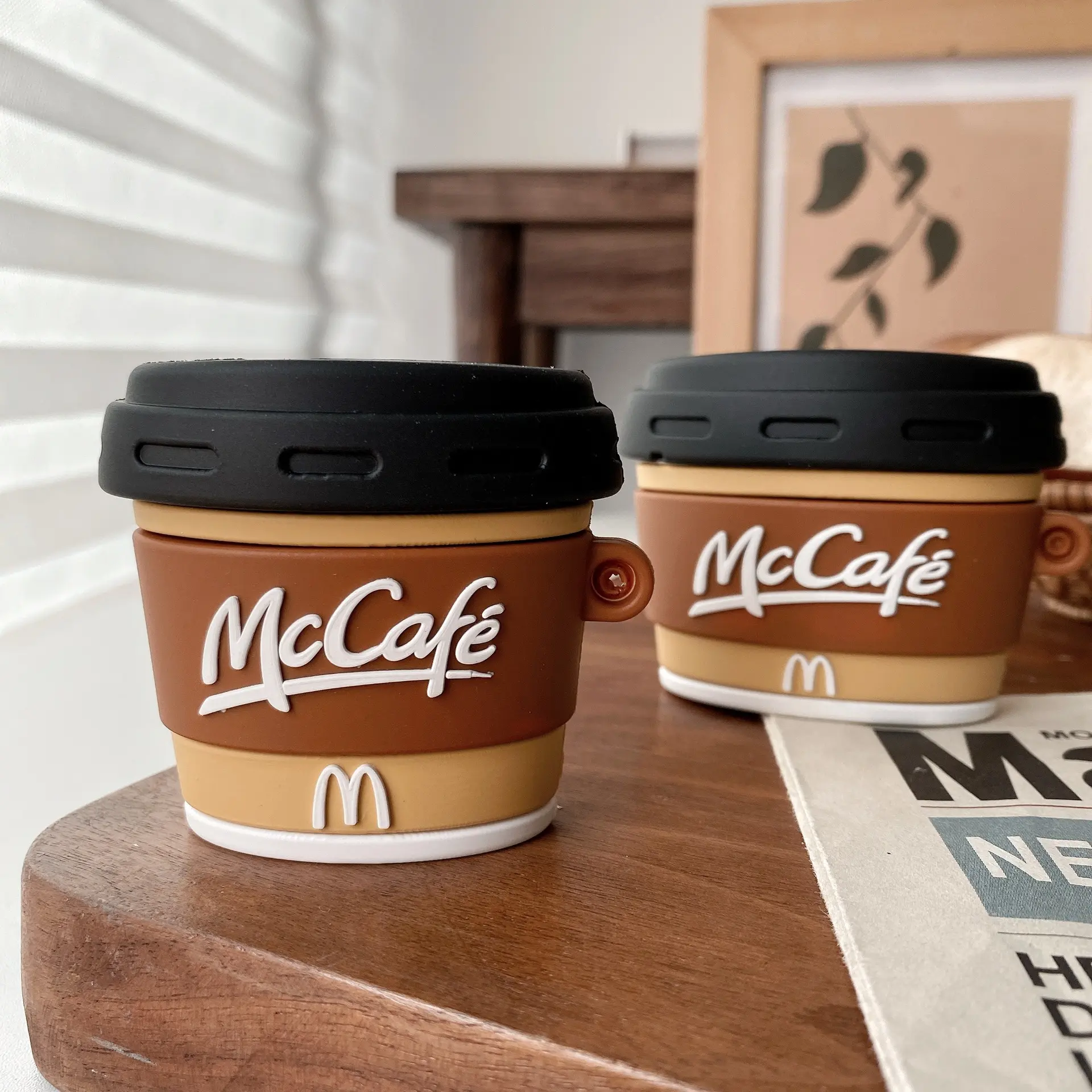 1 piece of coffee cup-shaped earphone case,Cute wireless Bluetooth earphone case, drop resistant, durable and stylish accessory, suitable for AirPods pro3/1/2/4/pro/pro2(Different models may have different shapes)