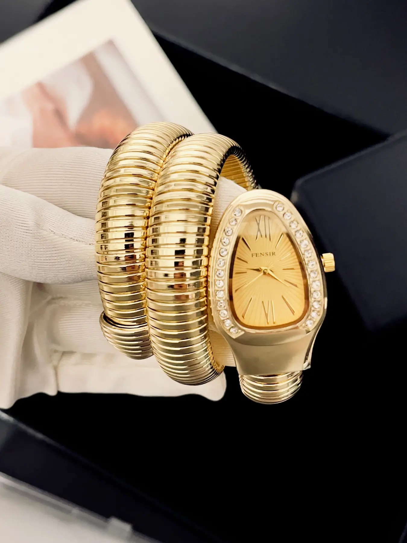 Fashion Women's Quartz Watch, Unique Snake Pattern, Stainless Steel Band, Sparkling Diamond Bezel, Party Wedding Daily Wear, Elegant Dress Watch