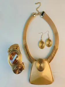 3-piece set of Bohemian handcrafted exaggerated aluminum wire acrylic pendant necklace; open bangle earrings; necklace set Fashionable Jewelry Set Boho Jewelry Set