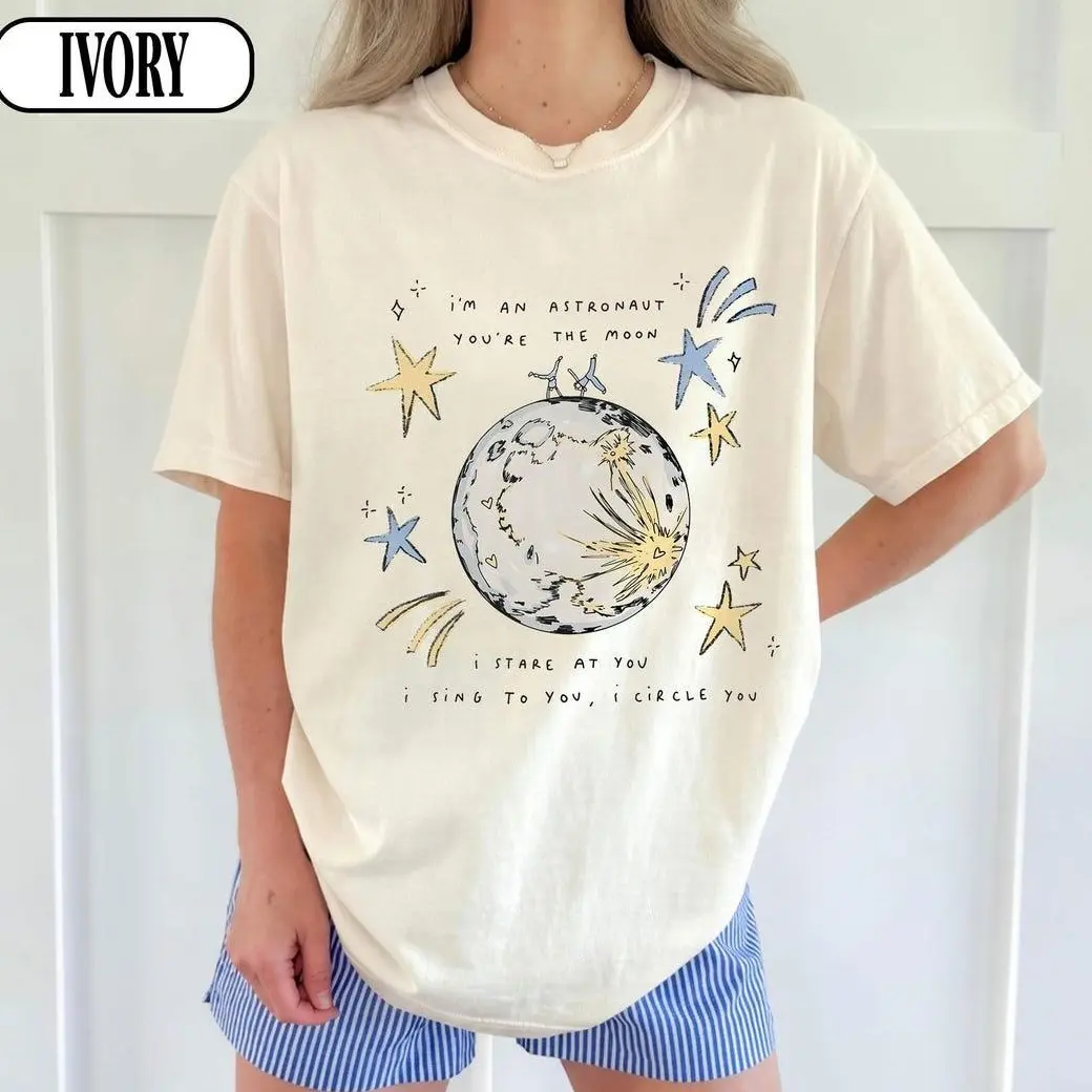 I'm An Astronaut You're The Moon T-Shirt, Comfort color Noah Kahan Orbiter Lyrics Shirt, Space Romance Graphic Tee, Aesthetic Stars Astronaut Moon Tshirt
