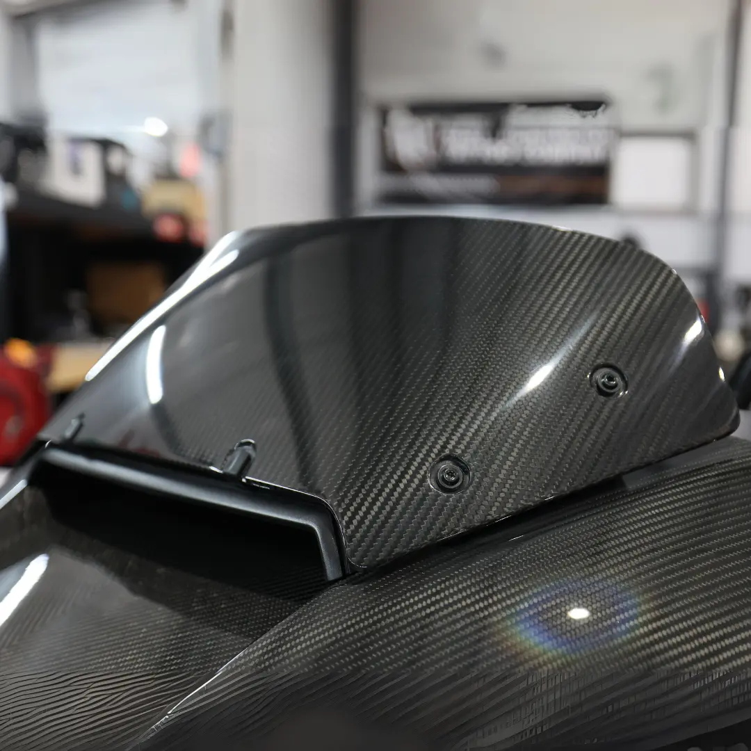 Harley-Davidson Carbon Fiber Road Glide Windshield (2024)