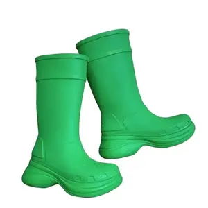 Men's and Women's designer water shoes luxury co-branded classic cave rubber rain boots waterproof Casual Classic Soft Bottom Anti slip boots High top dad shoes