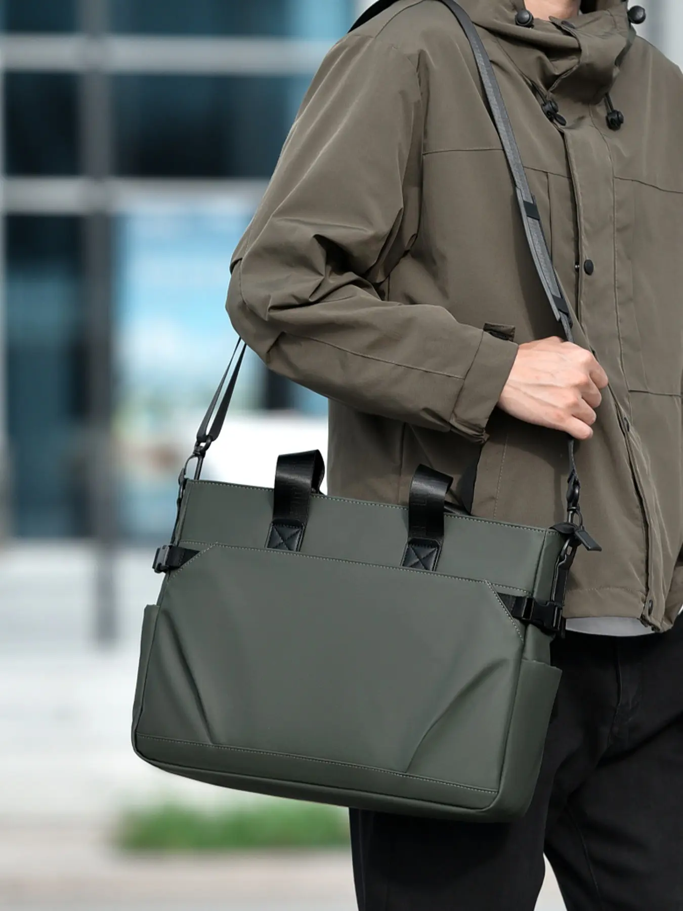 1pc Men's single shoulder tote bag with solid color zipper closure, fashionable, simple, casual, practical, exquisite and trendy, suitable for daily commuting, business trips, shopping, men's single shoulder tote bag, Everyday Bag, Versatile shoulder bags