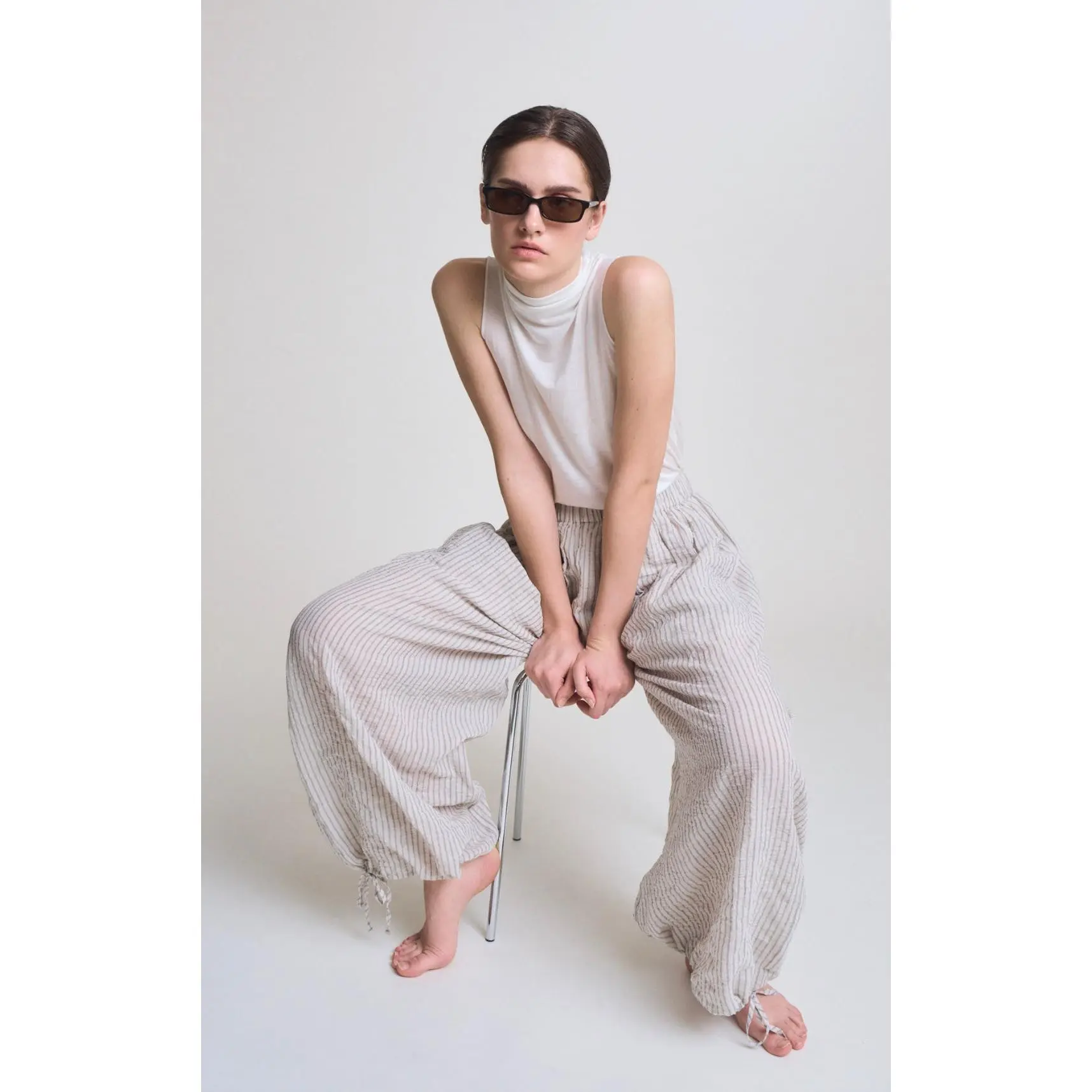 Pleated Waist Balloon Pants