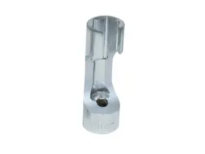 Lisle LIS12760 18 mm Line Socket