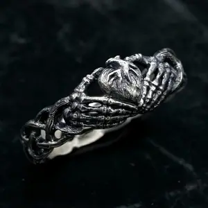 Gothic Skeleton Hands Heart Ring - Vintage Silver Punk Rock Jewelry Dark Aesthetic Grunge Ring for Men & Women Eternal Love Statement Accessory