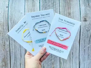 Beaded Bracelet with Healing Crystals - Friendship Bracelets Energy Healing - Affirmation Bracelet