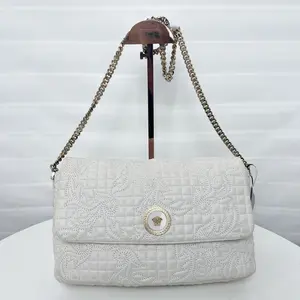 Pre-owned VERSACE Leather Shoulder Bags 7.8'' R14709 Shoulder Bag C19487094886 0611 T3 Mia