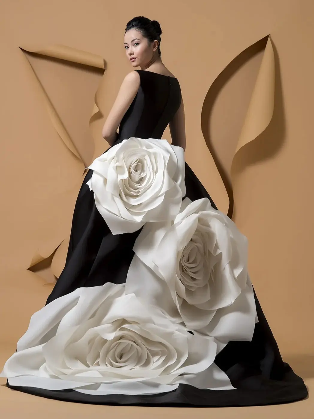 Isabel Sanchis Valori Ball Gown