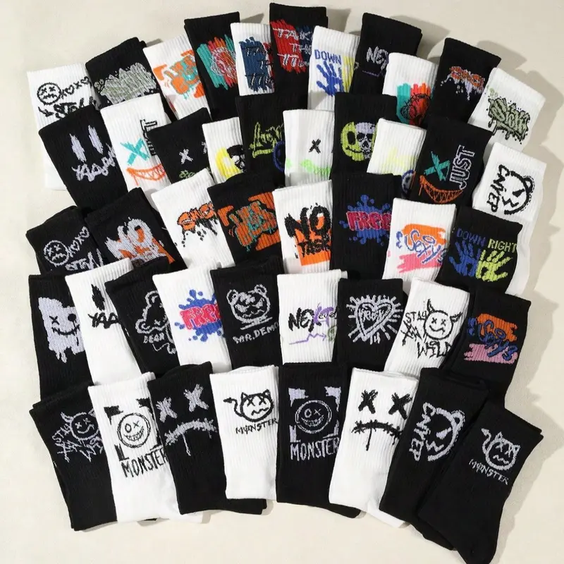 Youth Men's Crew Athletic Socks, Abstract Pop Art Print, Wacky Socks, Funky Socks, Abstract Graffiti Socks, Comfortable Soft Mid-Calf Socks, Street Style, Streetwear Socks, All-Seasons, Unisex Basketball Socks, Sports, Menswear