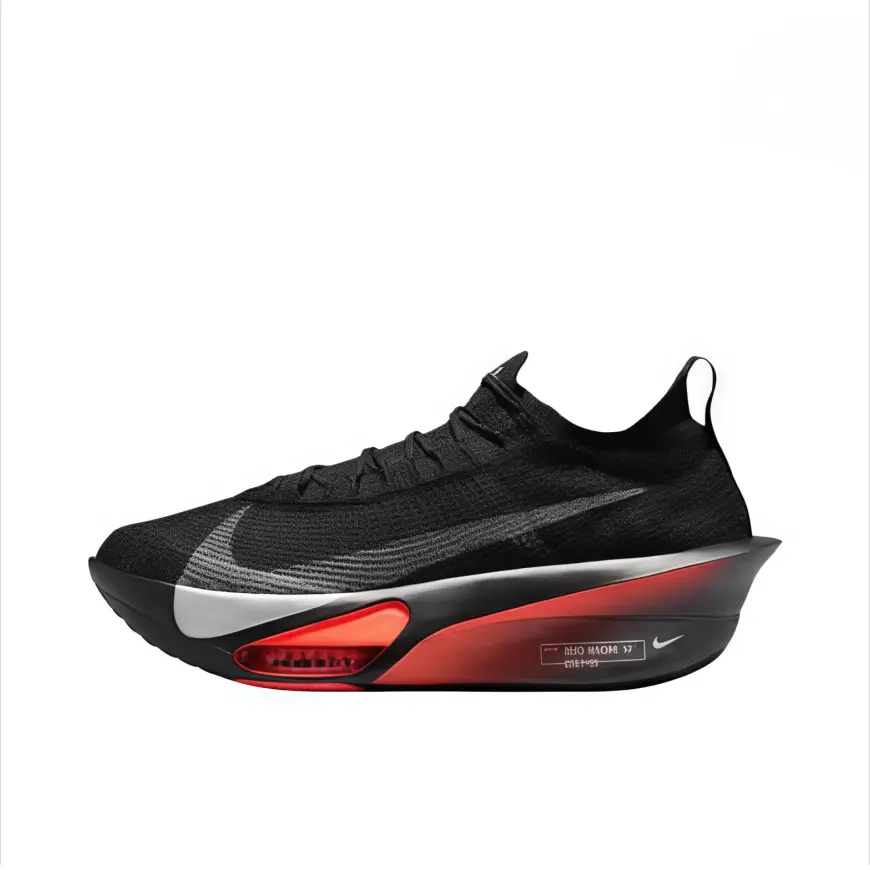 Black-Red Carbon Plate Racing Athletic Shoes, 1-Piece Fly Knit Upper, Ultra-Thick Air Cushion for Marathon & Sprint Training