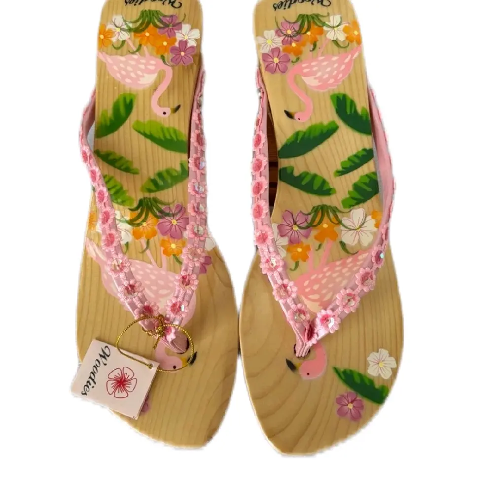 Vintage Variety of 2000s Woodies - Handcrafted Sandals with Unique Design and Comfortable Fit (Multiple Sizes)