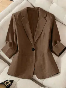 A women's plain lapel single-breasted one-button mid-sleeve double-pocket suit jacket, suitable for spring and autumn seasons suitable for office and daily wear Casual