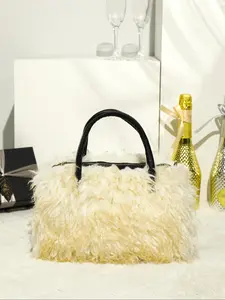 New Faux Shearling Handbag Y2K Plush Shoulder Bag Vintage Fashion Armpit Bag Autumn Winter Versatile Women's Bag Fashionable Handbag