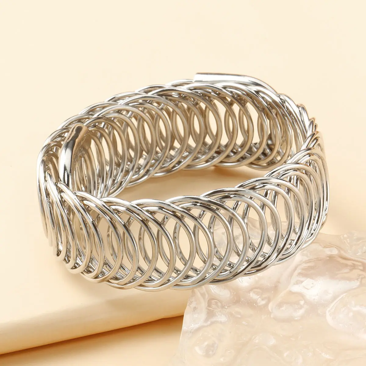 Casual Street-Style Bracelet, Basic Iron Bendy Spring Coil Wire Band, Stretchable Accessory for Gifting, Cast Iron, Bendy Bracelets & Bangles, Black Iron Bracelets & Bangles