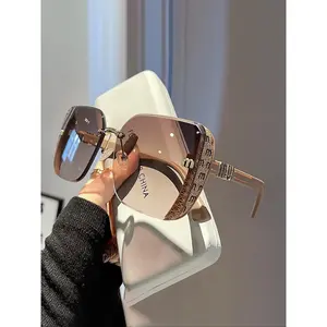 2026 Unisex Large-Frame Fashion Glasses, Trendy Square Sunglasses, Trendy Beach Eyewear, Retro Design for Daily Wear, Photography, Travel, Beach, All Seasons