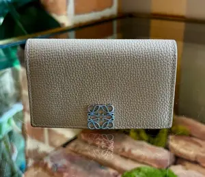 Pre-owned LOEWE leather Small Leather Goods Anagram Business Cardholder