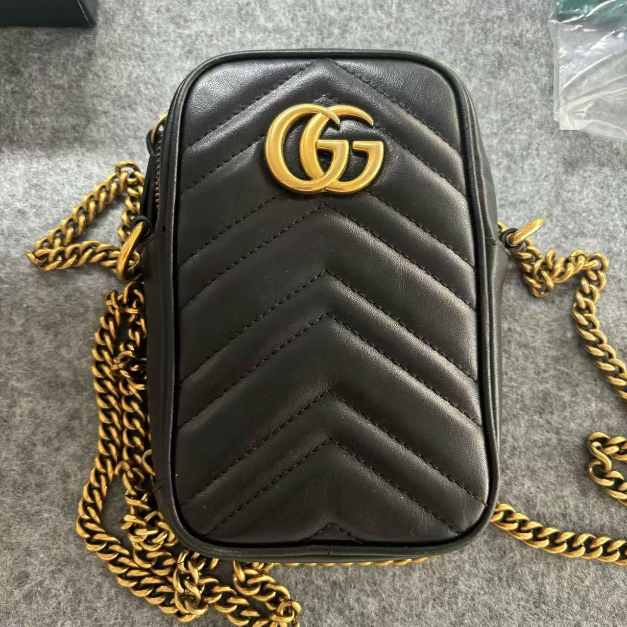 Pre-owned GUCCI Black Leather Mini Camera Bag|20484405