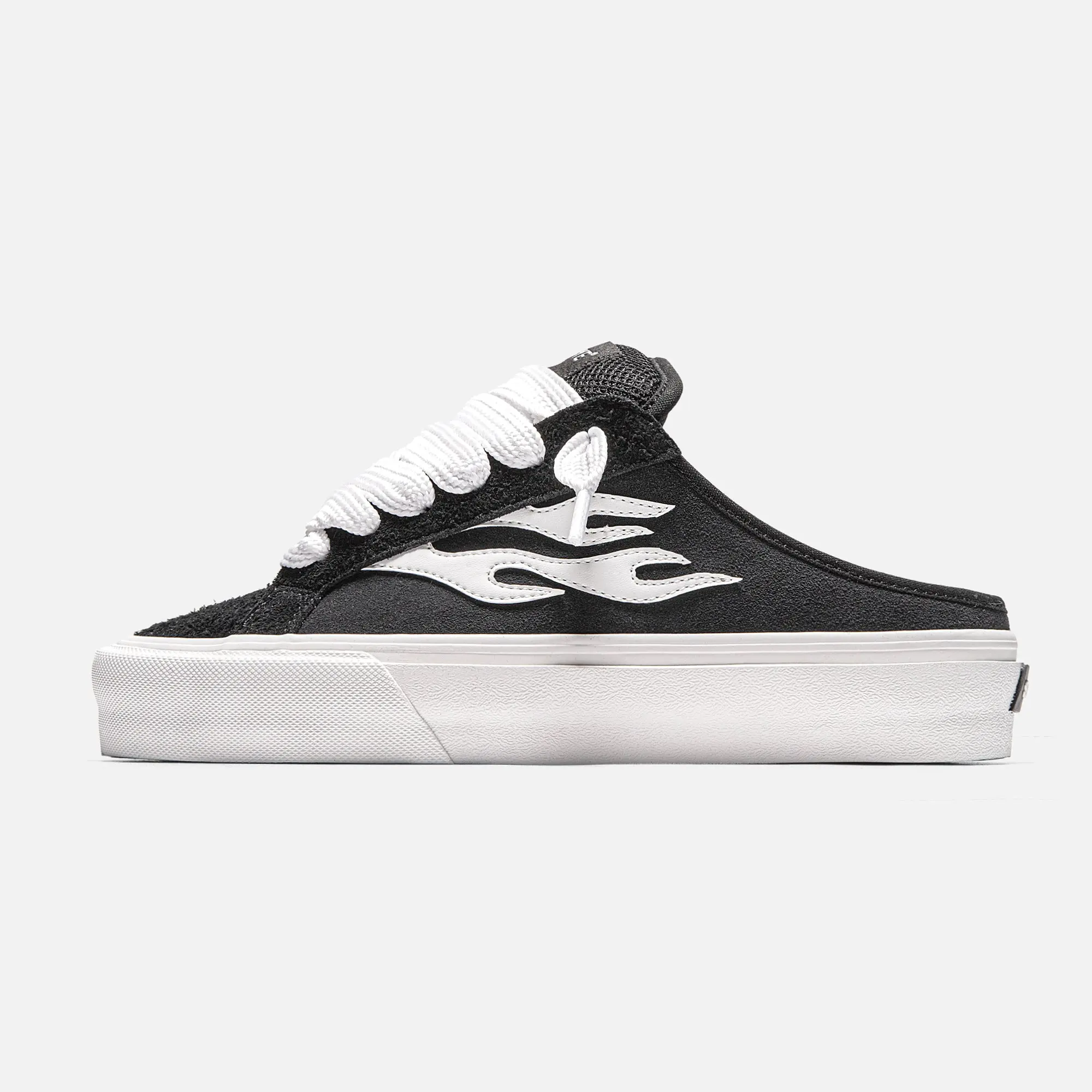 LOGAN MULE - BLACK