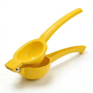 Manual Lemon Squeezer Citrus Juicer – Heavy Duty Metal Lime Press, Handheld Juicer for Lemon, Lime & Orange, Easy to Use (Yellow)