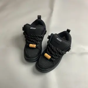 Men's Black Thick-Soled Closed Cloth American Street Sneakers - Thick Rope Shoelaces, Personalized Bread Design, Versatile All-Seasons Casual Trainers, Athletic Walking Shoes