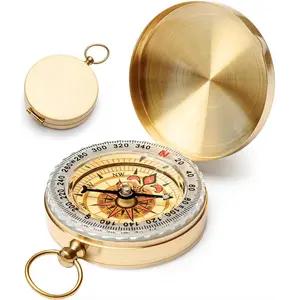 Classic Pocket Style Copper Clamshell Compass, 1 Count Survival Gear Compass, Waterproof Luminous Compass Camping Tools for Hiking Camping Hunting Climbing
