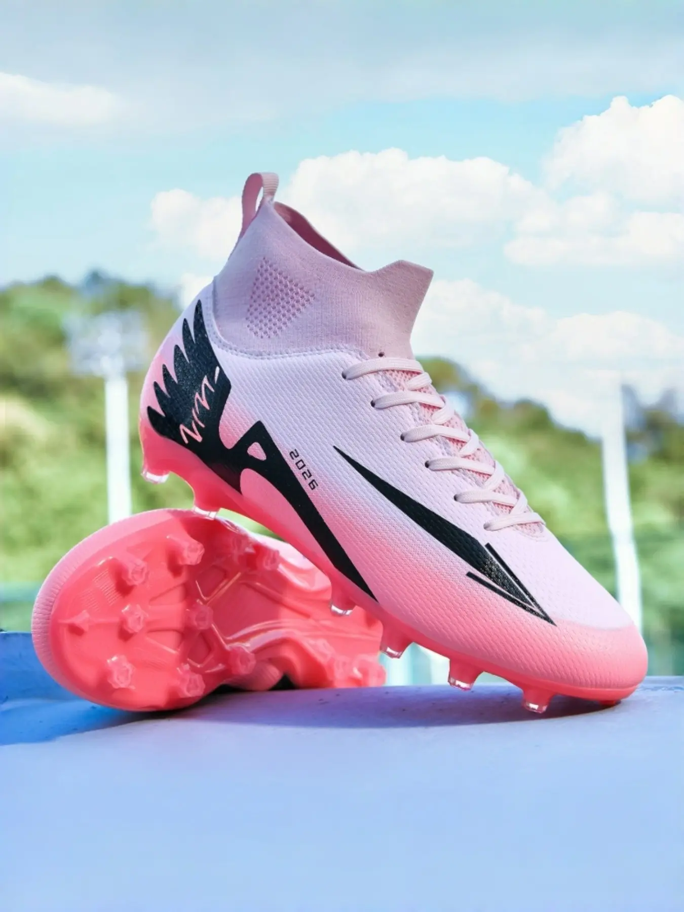 Unisex High-Top Soccer Cleats, Speed Cleats, Striped Football Shoes, Football Boots, Turf Shoes, Breathable Durable Anti-Slip Sports Sneakers for Teens, Outdoor Lawn Training