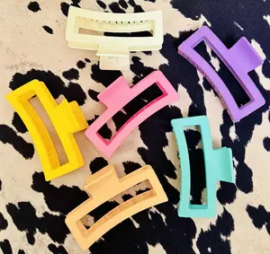 JUMBO HAIR CLAW CLIPS
