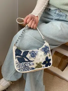 2026 New Straw Woven Sequin Floral Baguette Bag, Metal Chain Underarm Purse, Vacation Style Shoulder Bag, Elegant Handbag for Women