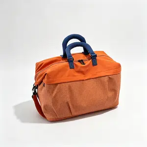 Women's Large-Capacity Sporty Gym Duffle Bag - Wet and Dry Separation, Lightweight, Adjustable Crossbody Bag for Short-Distance Business Trips, Sports Fitness, Shopping, Sporty Gym Bags