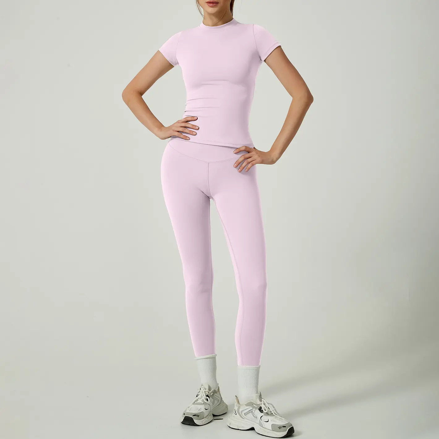 Women's Fitness Set Two-Piece Seamless Long-Sleeve Crew Neck Long Top Leggings Pants Fitness Yoga Wear