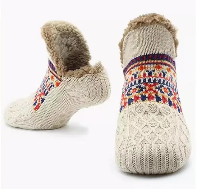 Women's Cozy Bedroom Fuzzy Warm Lamb Wool Indoor Slipper Shoe - Non-Slip, Knit Ankle Footwear with Geometric Pattern, Easy-Care for Bedroom, Living Room, Cozy Bedroom Slippers