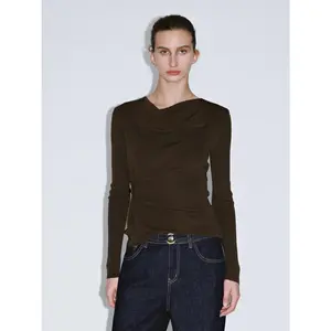 URBAN REVIVO 2026 Spring Women's Minimalist Elegant Metal-Button Ruched Long-Sleeve Viscose Knit Fabric Blouse - Knit Pullover Clothes, Basic Casual Top, UWG950201