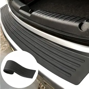 Car Rear Bumper Guard, 1 Count Rubber Car Rear Bumper Protector, Anti-scratch Rubber Strip, Car Exterior Accessories Vehicle for Car Protective