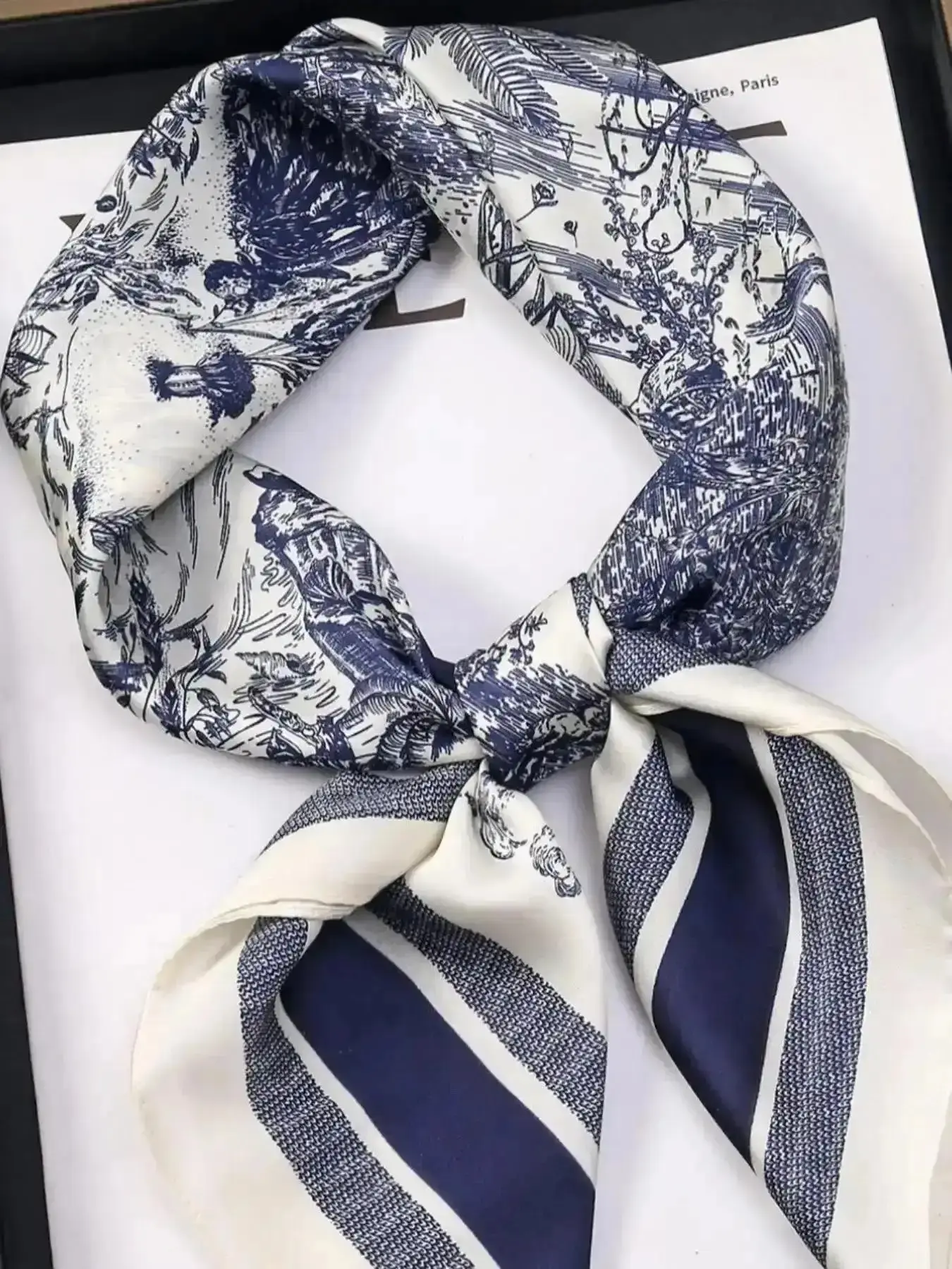 2026 New Model Women's Elegant Silk-Like Bandana 27-Inch Chinese Ink Painting Print Square Scarf, Fashion Shawl Wrap, Versatile for Neck/Head/Bag Decoration, 4-Season Accessory Trendy Classy Glamorous Look Timeless Style