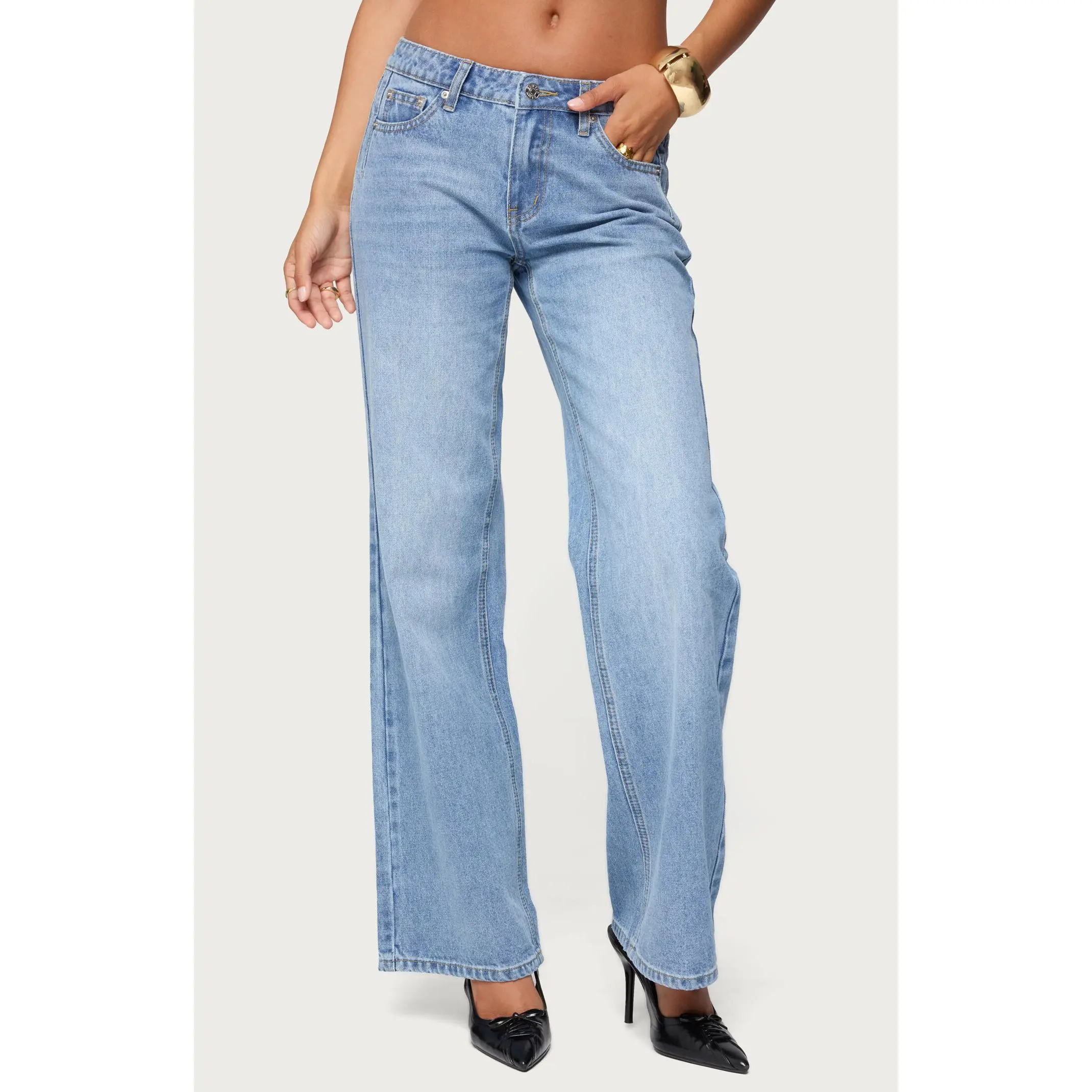 Edikted Women's Holly Straight Leg Mid Rise Jeans