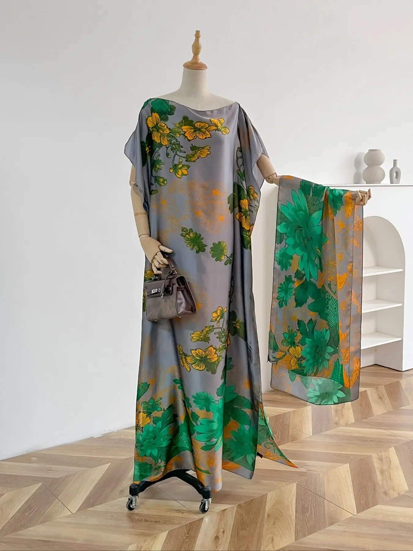 Elegant Floral Print Shawl Set, Long Dress with Headscarf, Sun Protection Silk Scarf, Summer Casual Beachwear for Women, Matching, Casual Beach Style