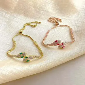 Elegant snake-shaped bracelet amulet for women, niche style, adjustable pull-out bracelet, unique and simple design.