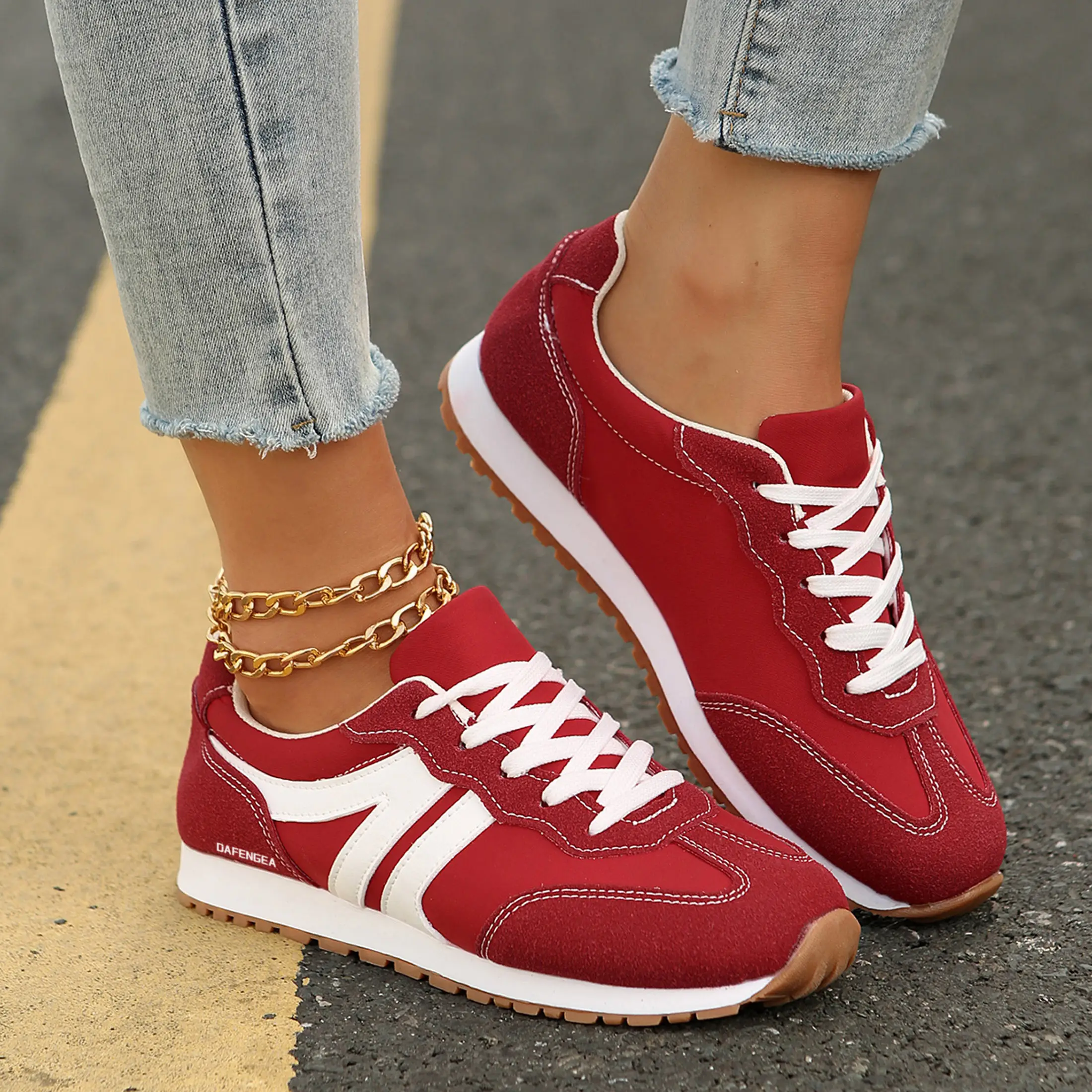Women Fashion Sneakers Contrast Color Lacing Walking Shoes Sneakers Suitable For All Seasons