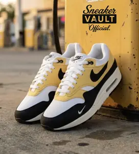 Nike Air Max 1 '87 Saturn Gold Black HF1194-700 Womens Fashion Sneakers New