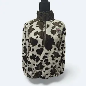 Buc-ee's Cow Hyde Fleece Pullover Womenswear