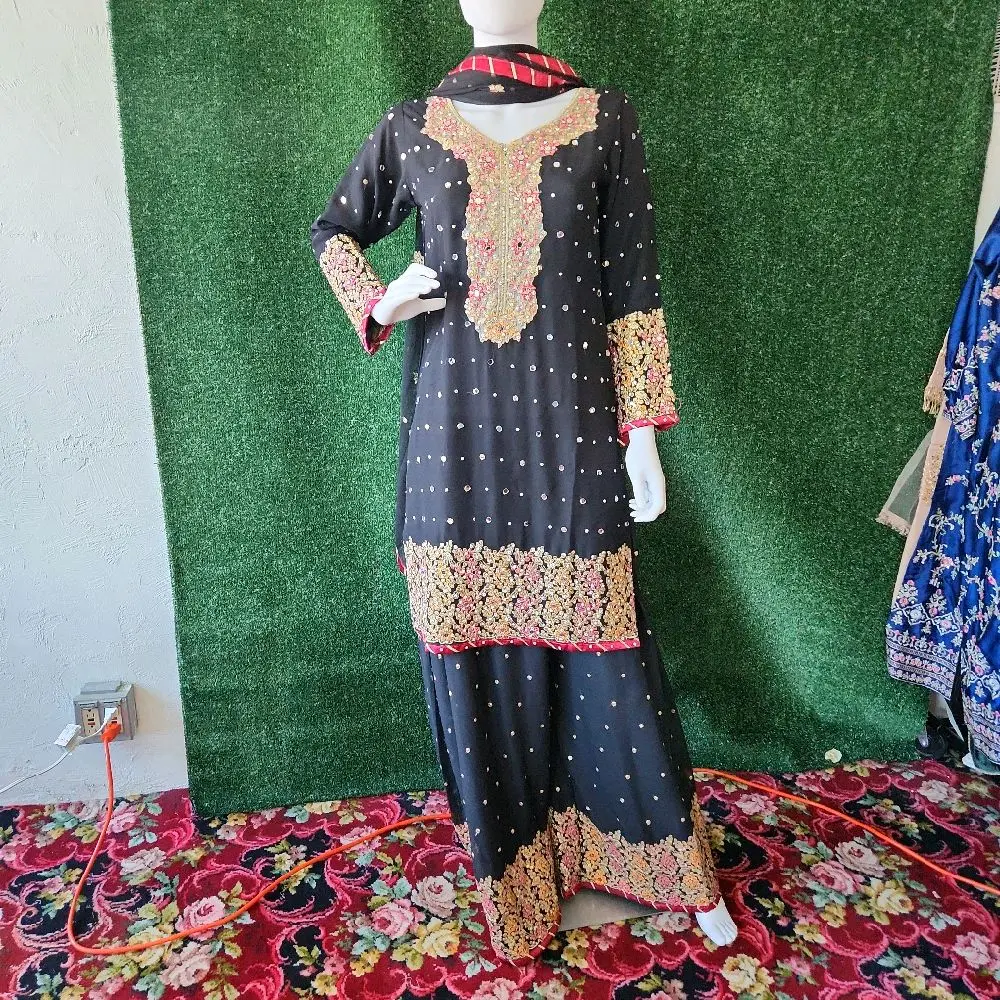 3 piece  pakistani suit