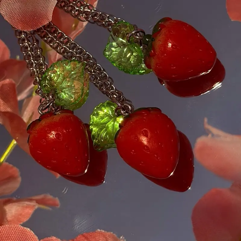 ~Strawberru necklace~   Strawberry Charm Necklace – Cottagecore Fruit Jewelry – Cute Kawaii Strawberry Pendant