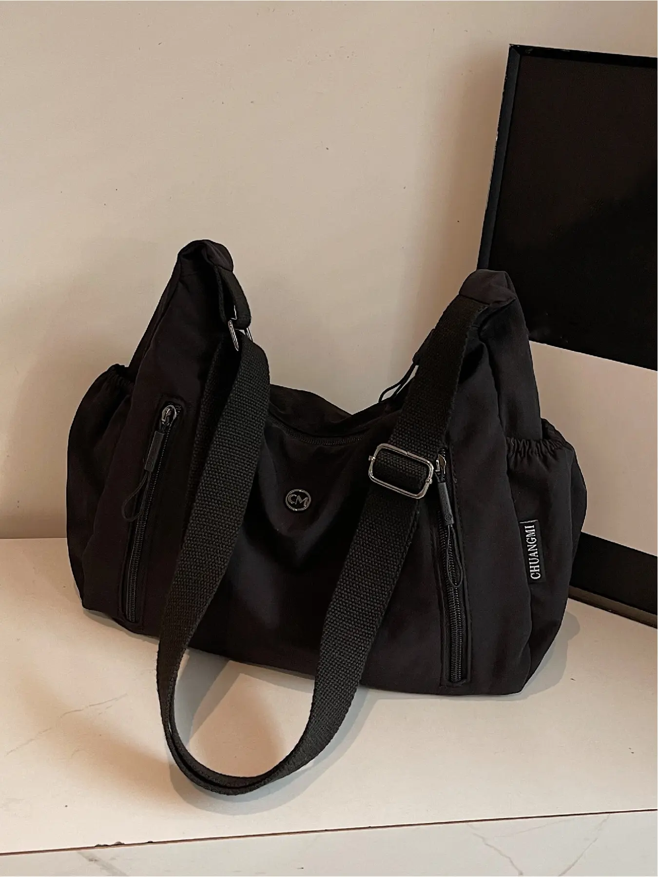 Solid Color Simple Zipper Shoulder Bag, Side-Zipper Multi-Pocket Crossbody Bag for Daily Casual Use, Versatile and Convenient with Adjustable Shoulder Strap, Casual Fashion Bag