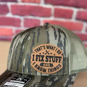 I fix stuff and I know things hat Baseball Cap